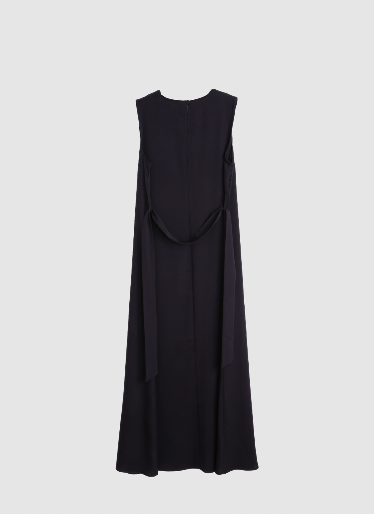 Robe Sans Manches en Crêpe