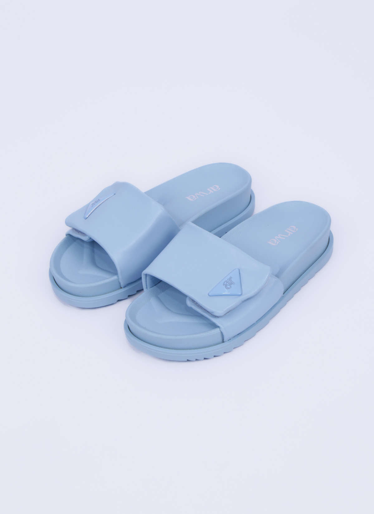 Sandale Soft à Design Matelassé