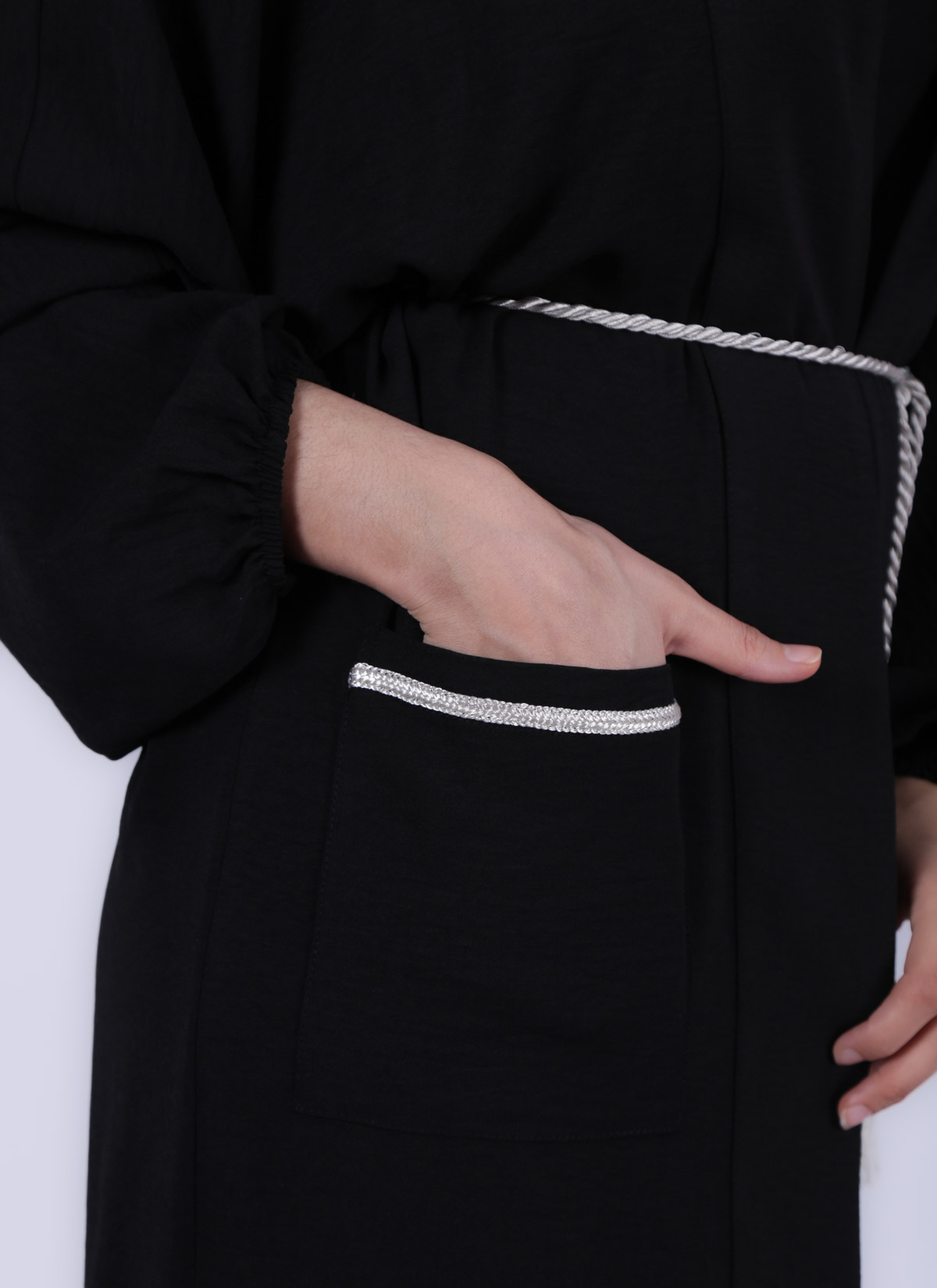 Abaya Ouverte