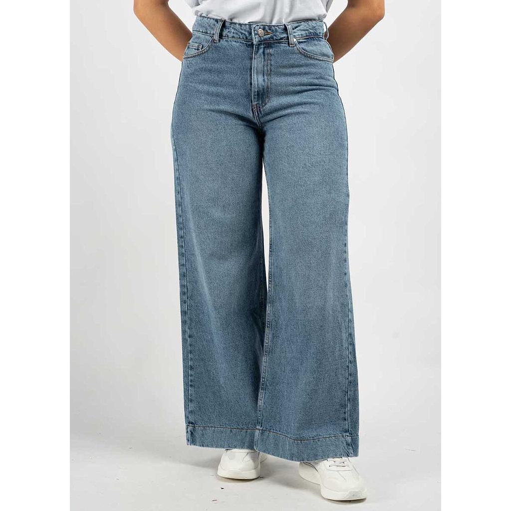 Jean Large