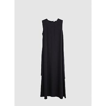 Robe Sans Manches en Crêpe